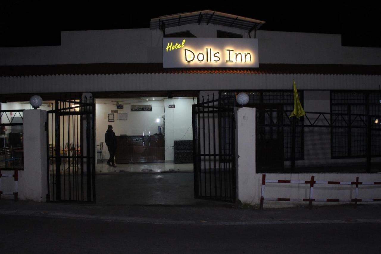 Hotel Dolls Inn Nainital Exteriör bild
