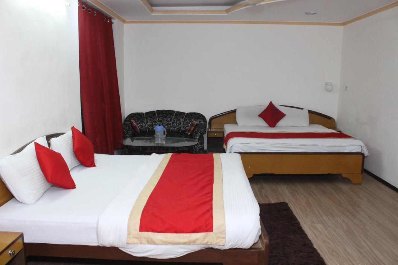 Hotel Dolls Inn Nainital Exteriör bild